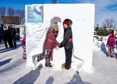 جشنواره یخ و برف: سفری به قلب زمستان کبک
