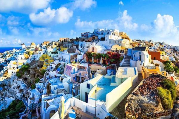 تور یونان: با تور مجازی به جزیره سانتورینی یونان سفر کنید