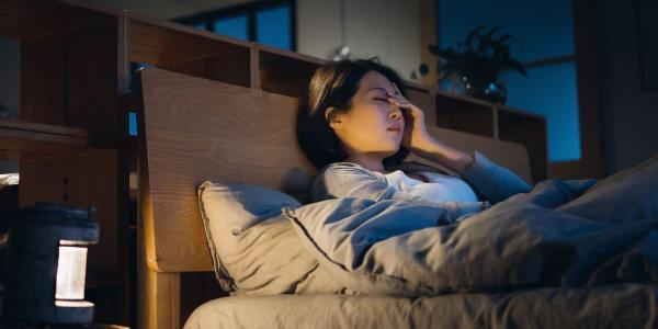 6 راه عجیب برای فریب دادن فکر و یاری به خواب راحت تر