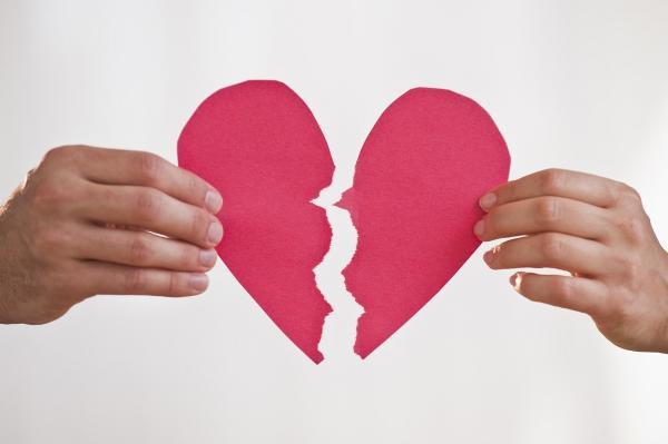7 نشانه هشداردهنده در رابطه عاطفی که بی توجهی به آن ها جدایی را حتمی می سازد